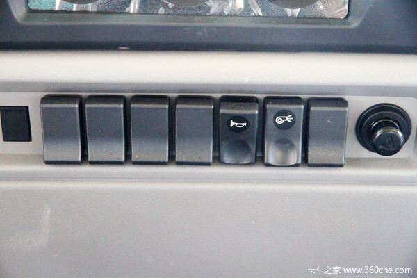 东风 天锦中卡 160马力 4X2 载货车(底盘)(DFL5160XXYBX2A)驾驶室图（12/20）