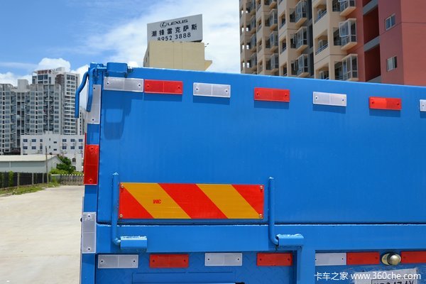 青岛解放 龙V中卡 180马力 4X2 排半栏板载货车(CA5167CCYPK2L2E4A80-1)上装图（22/32）