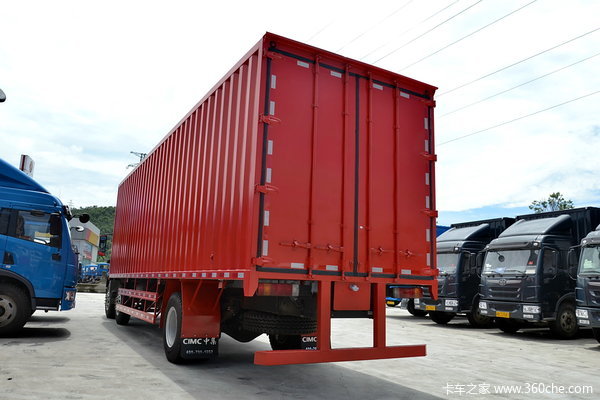 青岛解放 龙V中卡 220马力 6X2 排半厢式载货车(CA5250XXYPK2L7T3E4A80-3)外观图（3/48）