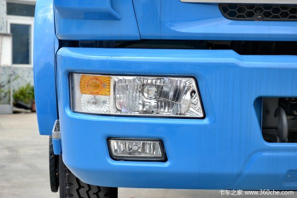 东风 多利卡L 120马力 6.15米单排载货车底盘(DFA1120SJ11D5)外观图（19/35）