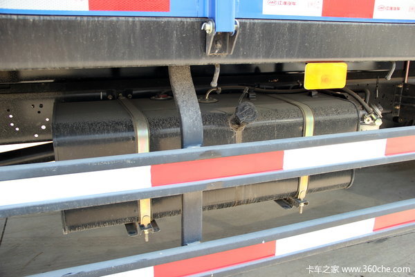 江淮 威铃 120马力 4X2 5.2米单排栏板式载货车(HFC5056XXYP91K2C5)底盘图（31/34）