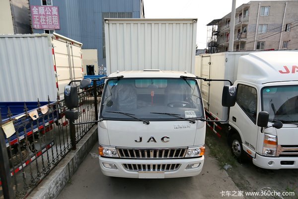 江淮 威铃II中卡 154马力 4X2 厢式载货车(HFC5130XXYP81K3E1)外观图