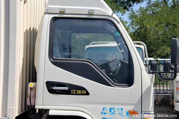 江淮 威铃 120马力 4X2 5.2米单排厢式载货车(HFC5056XXYP91K2C5)外观图（42/45）
