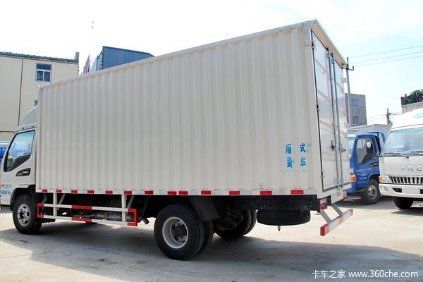 江淮 威铃 120马力 4X2 5.2米单排厢式载货车(HFC5056XXYP91K2C5)上装图（6/43）
