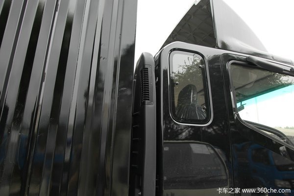 江淮 帅铃中卡 141马力 4X2 排半厢式载货车(HFC5141XXYP71K1D4)外观图（25/26）