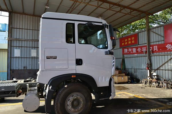 中国重汽 HOWO T5G 280马力 6X4 载货车(ZZ1257M584GD1)外观图（14/17）