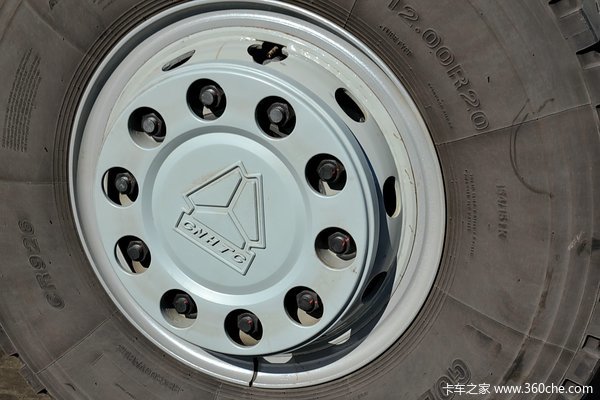 中国重汽 HOWO重卡 340马力 8X4 自卸车底盘(ZZ5437N4667D1)底盘图（6/53）