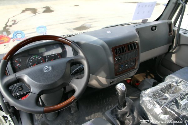 东风柳汽 乘龙M3中卡 160马力 4X2 载货车底盘(LZ1161M3AAT)驾驶室图（5/27）