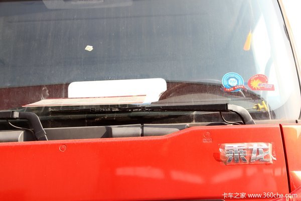 东风柳汽 乘龙中卡 170马力 4X2 载货车底盘(LZ1165M3AAT)外观图（18/33）