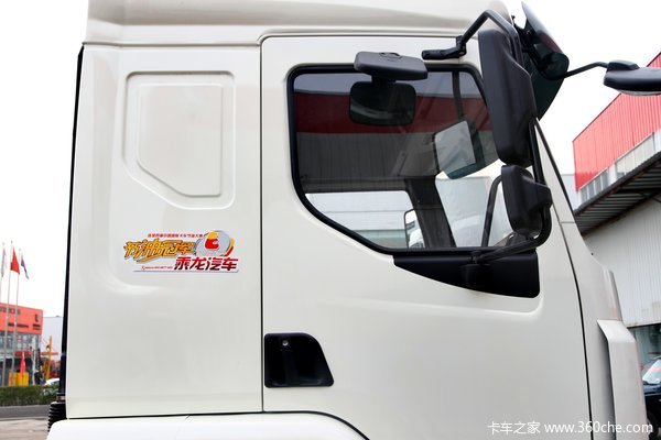 东风柳汽 乘龙中卡 220马力 6X2 载货车底盘(LZ1200M3CAT)外观图（41/42）
