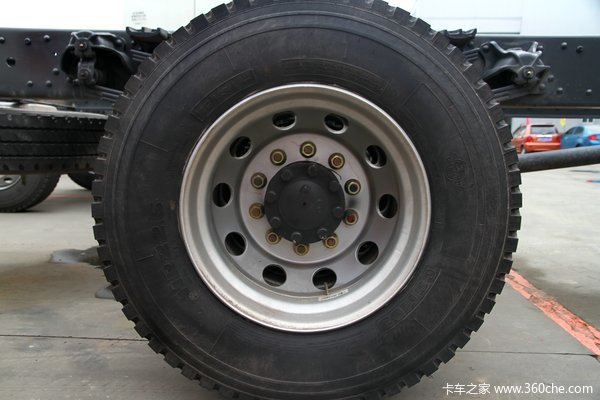 东风柳汽 乘龙中卡 220马力 6X2 载货车底盘(LZ1200M3CAT)底盘图（27/50）