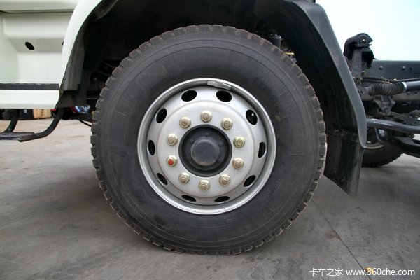 东风柳汽 乘龙中卡 220马力 6X2 载货车底盘(LZ1200M3CAT)底盘图（7/50）