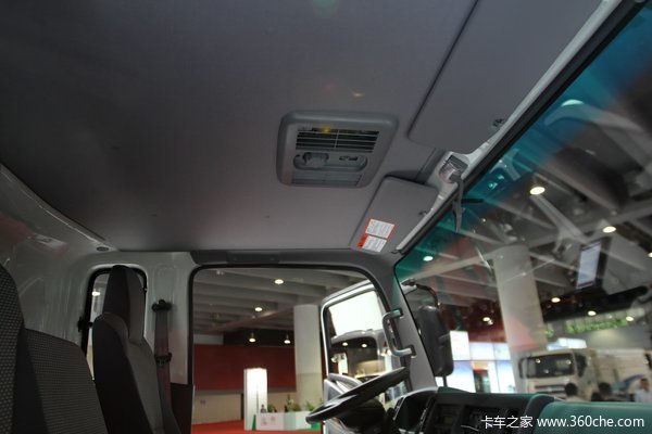 江淮 帅铃W 160马力 4X2 4.825米排半栏板载货车(HFC1081P71K1C6)驾驶室图（19/19）