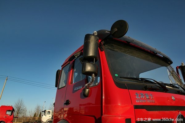 北奔 NG80系列重卡 300马力 6X4 LNG载货车底盘(ND1250BG5J6Z00)外观图（27/28）