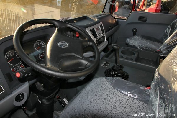 北奔 NG80系列重卡 300马力 6X4 LNG载货车底盘(ND1250BG5J6Z00)驾驶室图（11/20）