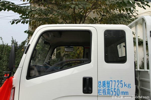 江铃凯锐N800H 152马力 4X2 4.675米排半栏板载货车(JX1083TPKA2)外观图（27/34）