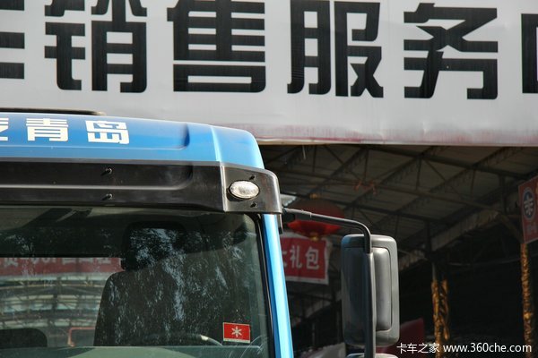 青岛解放 龙V中卡 150马力 4X2 排半栏板载货车(CA1120PK2L2E4A80)外观图（16/49）