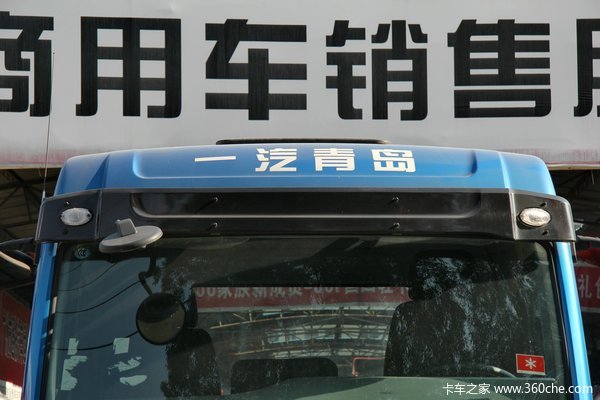 青岛解放 龙V中卡 150马力 4X2 排半栏板载货车(CA1120PK2L2E4A80)外观图（14/49）