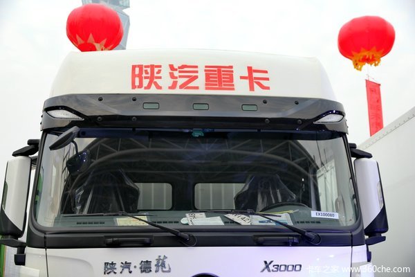 陕汽 德龙X3000 245马力 6X2 厢式载货车(SX5256XXY4K549)外观图（8/20）