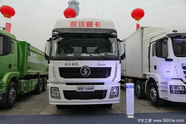 陕汽 德龙X3000 245马力 6X2 厢式载货车(SX5256XXY4K549)外观图（2/20）