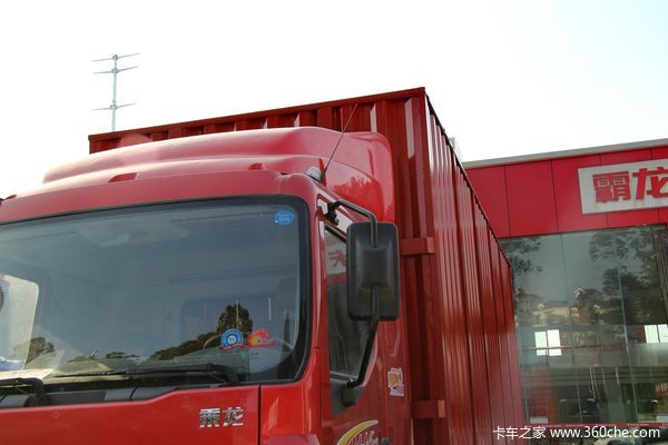 东风柳汽 乘龙中卡 160马力 4X2 厢式载货车(LZ5165XXYM3AA)外观图（22/36）