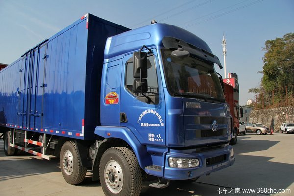 东风柳汽 乘龙中卡 220马力 6X2 厢式载货车(LZ5250XXYRCMA)外观图（27/35）