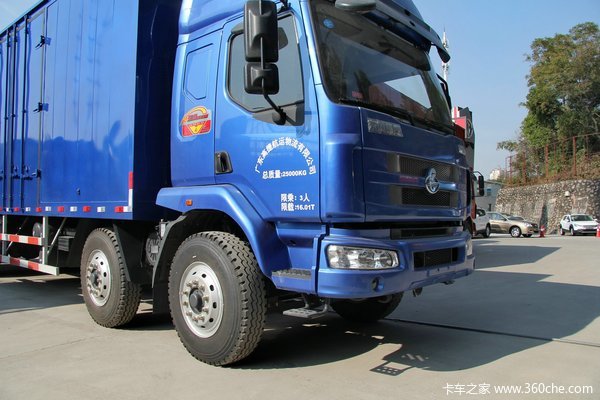 东风柳汽 乘龙中卡 220马力 6X2 厢式载货车(LZ5250XXYRCMA)外观图（26/35）