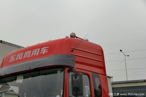 东风 天龙重卡 245马力 6X2 厢式载货车底盘(DFL5253XXYAX1B)外观图（28/71）