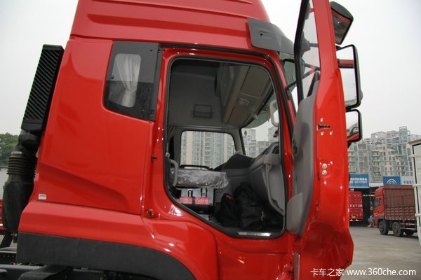 东风 天龙重卡 245马力 6X2 厢式载货车底盘(DFL5253XXYAX1B)驾驶室图（66/67）