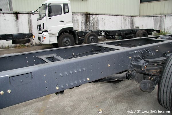 东风 天龙重卡 245马力 6X2 厢式载货车底盘(DFL5253XXYAX1B)底盘图（40/81）