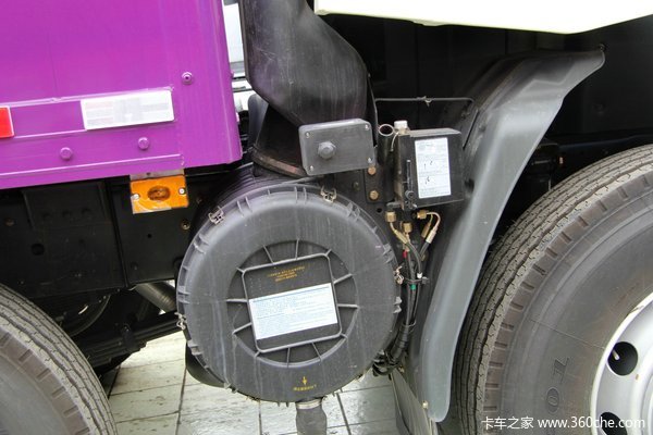东风柳汽 霸龙重卡 245马力 6X2 排半厢式载货车(LZ5200XXYM5CA)底盘图（53/56）