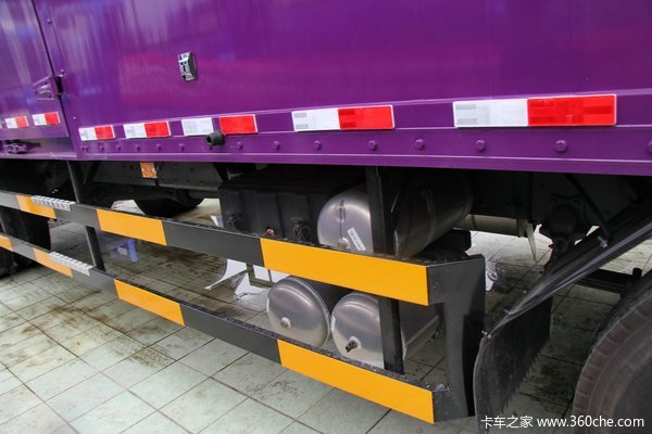 东风柳汽 霸龙重卡 245马力 6X2 排半厢式载货车(LZ5200XXYM5CA)底盘图（50/56）