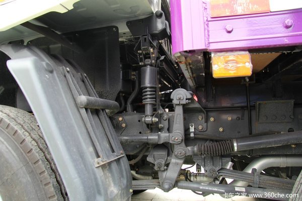 东风柳汽 霸龙重卡 245马力 6X2 排半厢式载货车(LZ5200XXYM5CA)底盘图（23/56）