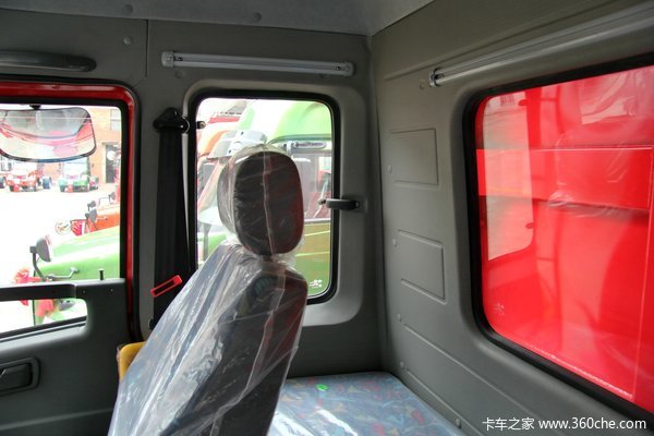 柳特 运财王(L5K)中卡 160马力 4X2 自卸车(LZT3122PK2E4A95)驾驶室图（24/32）