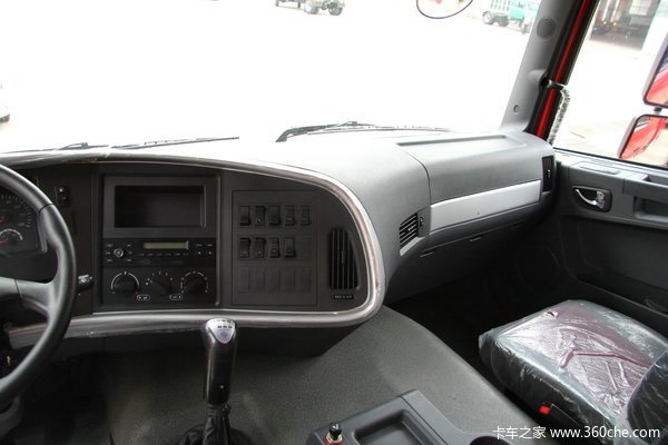 柳特 金大陆重卡 350马力 6X4 自卸车(LZT3250P31K2E4T1A93)驾驶室图（22/42）