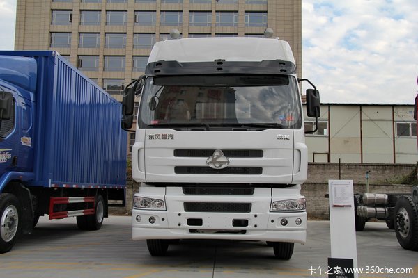 东风柳汽 霸龙重卡 270马力 6X2 排半厢式载货车(LZ5200XXYM5CA)外观图（2/42）
