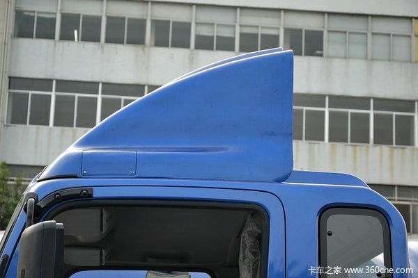 江淮 帅铃威司达W530 160马力 4X2 6.8米排半厢式载货车底盘(HFC5162XXYP70K1E1)外观图（30/42）