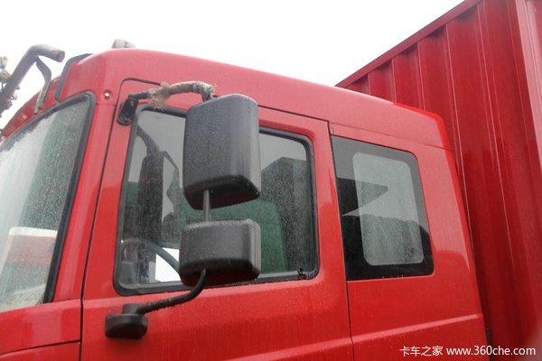 华菱 汉马重卡 160马力 4X2 单排厢式载货车(HN5160XXYC16C8M4)外观图（17/23）