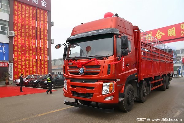 重汽王牌  W5G  340马力 8X4载货车(CDW1310A1T4)