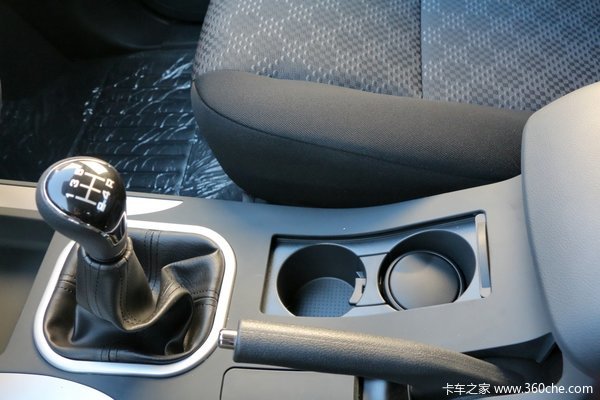 福田 拓陆者E 舒适版 2.8L柴油 95马力 双排皮卡驾驶室图（14/26）