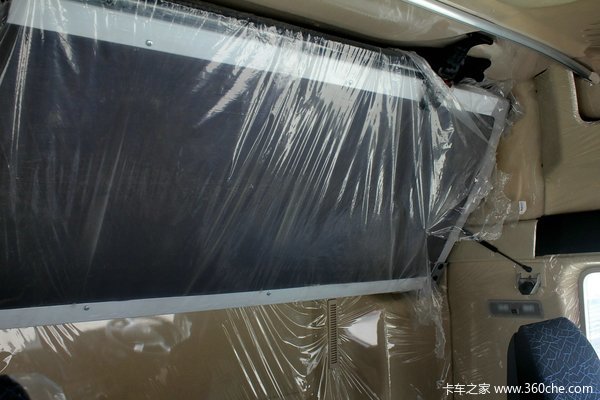 中国重汽 HOWO T5G重卡 340马力 8X4 载货车底盘(ZZ1317N466GD1)驾驶室图（42/53）
