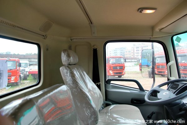 东风 天锦中卡 160马力 4X2 厢式载货车底盘(DFL5140XXYBX2A)驾驶室图（38/61）