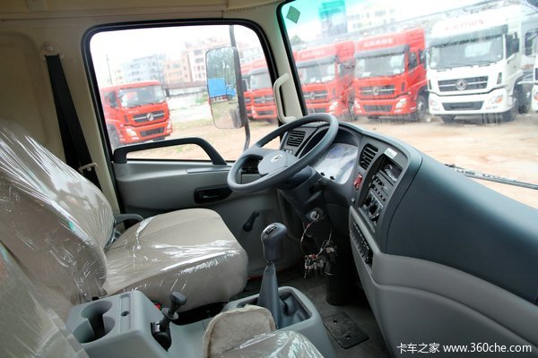 东风 天锦中卡 160马力 4X2 厢式载货车底盘(DFL5140XXYBX2A)驾驶室图（37/61）