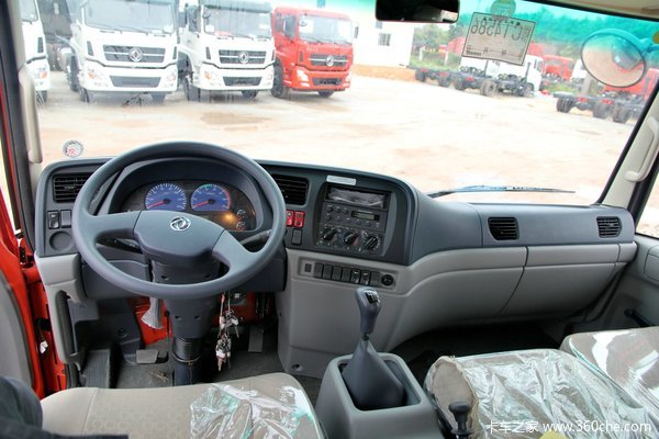 东风 天锦中卡 160马力 4X2 厢式载货车底盘(DFL5140XXYBX2A)驾驶室图（25/61）