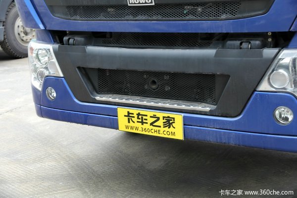 中国重汽 HOWO T5G重卡 180马力 4X2 排半厢式载货车底盘(ZZ1167H501GD1)外观图（37/65）