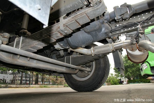 中国重汽 HOWO T5G重卡 180马力 4X2 排半厢式载货车底盘(ZZ1167H501GD1)底盘图（20/48）