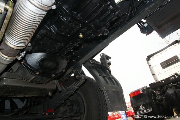 东风柳汽 乘龙中卡 160马力 4X2 仓栅式载货车底盘(LZ5160CCYRAPA)底盘图（6/36）