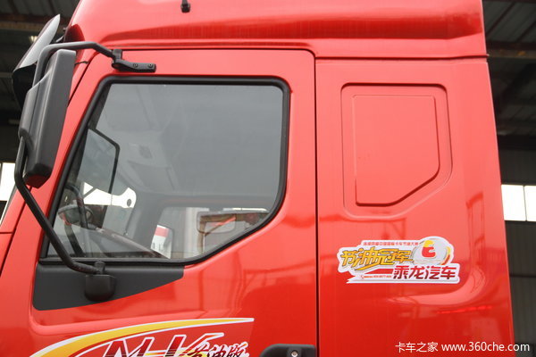 东风柳汽 霸龙重卡 220马力 6X2 载货车底盘(LZ5200XXYM3CA)外观图（22/28）