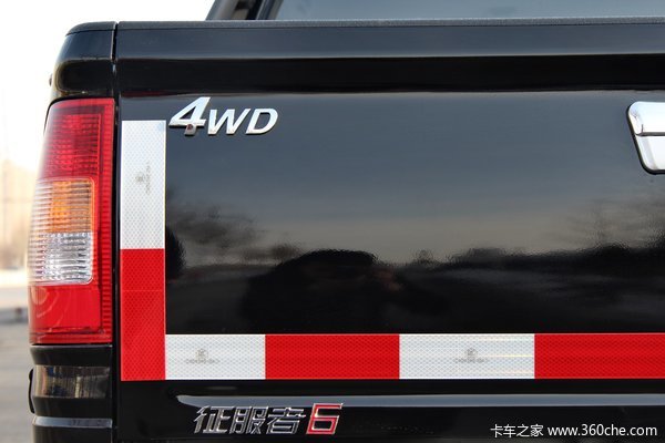 福田 萨普Z6 征服者 2.8L柴油 95马力 四驱 双排皮卡(舒适版)外观图（30/40）