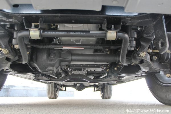 福田 萨普Z6 征服者 2.8L柴油 95马力 四驱 双排皮卡(舒适版)底盘图（7/17）
